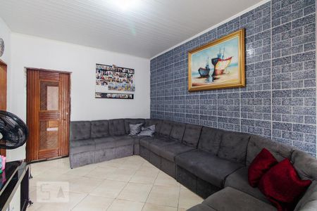 Sala de casa à venda com 3 quartos, 250m² em Jardim Iva, São Paulo