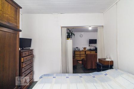 Casa à venda com 202m², 2 quartos e 3 vagasQuarto - casa de cima