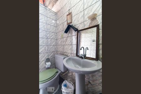 Casa à venda com 202m², 2 quartos e 3 vagasBanheiro de serviço