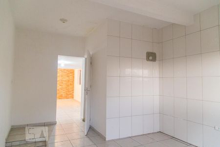Cozinha de casa para alugar com 3 quartos, 200m² em Cidade Domitila, São Paulo