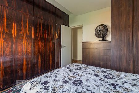 Apartamento à venda com 230m², 4 quartos e 1 vagaQuarto 2