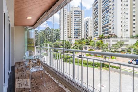 Varanda de kitnet/studio à venda com 1 quarto, 49m² em Tamboré, Santana de Parnaíba