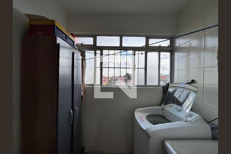 Apartamento à venda com 60m², 2 quartos e 1 vagaÁrea de Serviço