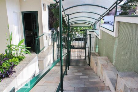 Apartamento para alugar com 50m², 2 quartos e sem vagaEntrada