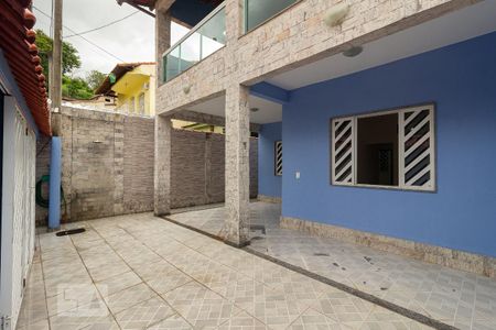 Casa à venda com 186m², 3 quartos e 1 vaga Casa à venda com 186m², 3 quartos e 1 vagaQuintal