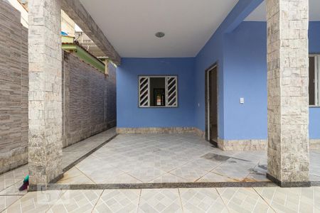 Garagem de casa à venda com 3 quartos, 186m² em Campo Grande, Rio de Janeiro