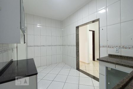 Casa à venda com 186m², 3 quartos e 1 vaga Casa à venda com 186m², 3 quartos e 1 vagaCozinha