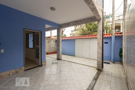 Garagem de casa à venda com 3 quartos, 186m² em Campo Grande, Rio de Janeiro