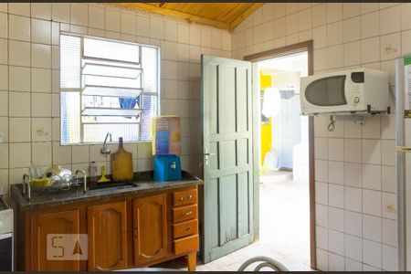 Casa à venda com 200m², 2 quartos e 1 vaga Casa à venda com 200m², 2 quartos e 1 vagaCozinha