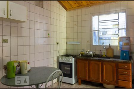 Casa à venda com 200m², 2 quartos e 1 vaga Casa à venda com 200m², 2 quartos e 1 vagaCozinha