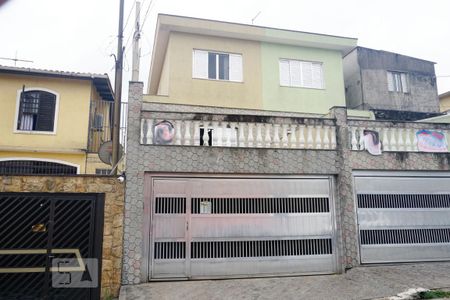 Casa à venda com 218m², 3 quartos e 3 vagasFachada