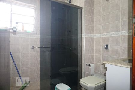 Casa à venda com 218m², 3 quartos e 3 vagasBanheiro 1