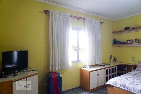 Suíte de casa à venda com 3 quartos, 218m² em Vila Costa Melo, São Paulo