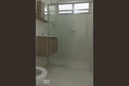Banheiro de apartamento para alugar com 2 quartos, 79m² em Parque Residencial da Lapa, São Paulo