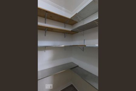 Casa à venda com 145m², 3 quartos e 3 vagasDepósito/ Quarto de Serviço