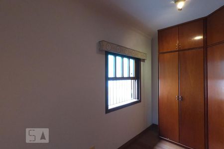 Casa à venda com 145m², 3 quartos e 3 vagasSuíte 1