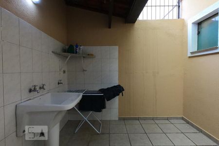 Casa à venda com 145m², 3 quartos e 3 vagasÁrea de Serviço