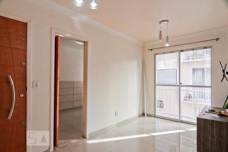 Sala de apartamento para alugar com 3 quartos, 54m² em Vila Amália (zona Norte), São Paulo