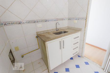 Apartamento para alugar com 56m², 2 quartos e 1 vaga Apartamento para alugar com 56m², 2 quartos e 1 vagaCozinha e Área de Serviço