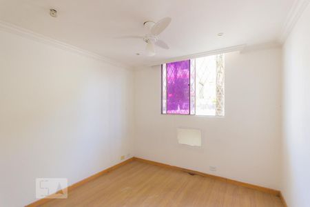 Apartamento para alugar com 56m², 2 quartos e 1 vaga Apartamento para alugar com 56m², 2 quartos e 1 vagaQuarto 2