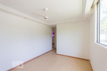 Sala de apartamento para alugar com 2 quartos, 56m² em Anil, Rio de Janeiro