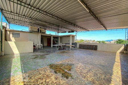 Apartamento para alugar com 237m², 3 quartos e sem vaga Apartamento para alugar com 237m², 3 quartos e sem vagaTerraço