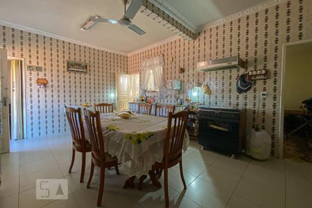Apartamento para alugar com 237m², 3 quartos e sem vaga Apartamento para alugar com 237m², 3 quartos e sem vagaCozinha