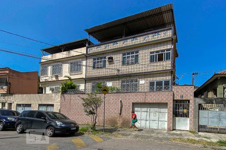 Apartamento para alugar com 237m², 3 quartos e sem vaga Apartamento para alugar com 237m², 3 quartos e sem vagaFachada