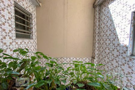 Apartamento para alugar com 237m², 3 quartos e sem vaga Apartamento para alugar com 237m², 3 quartos e sem vagaÁrea de Serviço