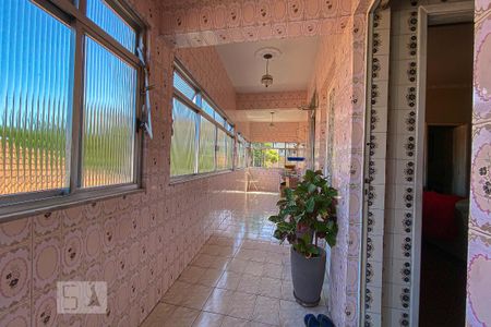 Apartamento para alugar com 237m², 3 quartos e sem vaga
