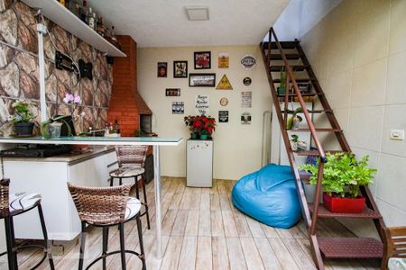 Casa à venda com 110m², 2 quartos e 2 vagasarea gourmet