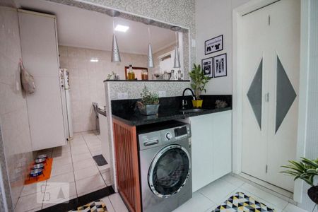 Casa à venda com 110m², 2 quartos e 2 vagasarea de serviço