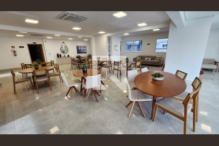 Apartamento para alugar com 60m², 1 quarto e 1 vaga Apartamento para alugar com 60m², 1 quarto e 1 vagaÁrea comum - Salão de festas