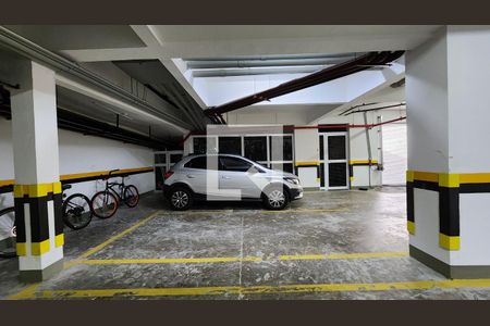 Apartamento para alugar com 60m², 1 quarto e 1 vaga Apartamento para alugar com 60m², 1 quarto e 1 vagaÁrea comum - Estacionamento