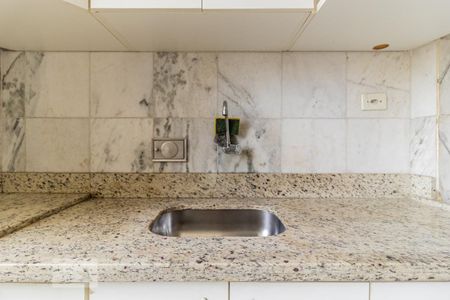 Apartamento à venda com 55m², 1 quarto e sem vagaCozinha - Pia