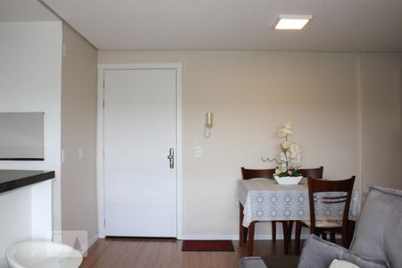 Sala de apartamento à venda com 2 quartos, 60m² em Igara, Canoas