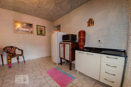 Cozinha de kitnet/studio para alugar com 1 quarto, 40m² em Saco dos Limões, Florianópolis