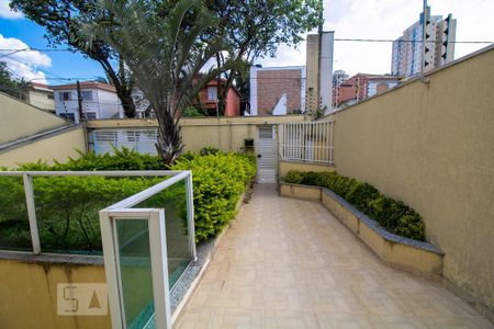 Casa de condomínio à venda com 118m², 4 quartos e 2 vagasEntrada