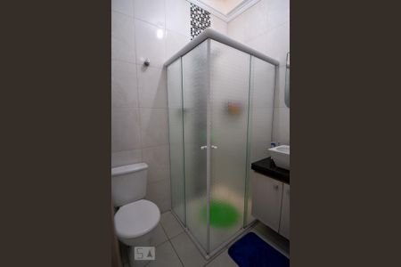 Casa de condomínio à venda com 118m², 4 quartos e 2 vagasBanheiro Social