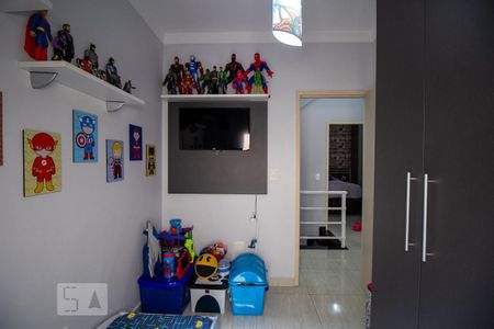 Casa de condomínio à venda com 118m², 4 quartos e 2 vagasQuarto 2