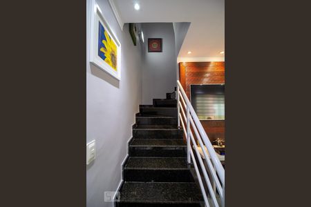Escada de casa de condomínio à venda com 4 quartos, 118m² em Vila Lúcia, São Paulo