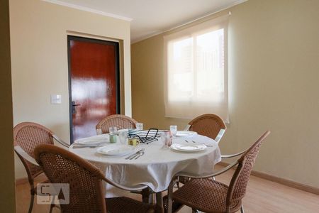 Apartamento para alugar com 100m², 3 quartos e 2 vagasSala