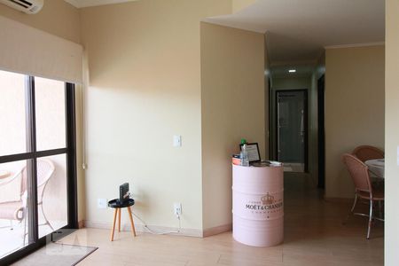 Apartamento para alugar com 100m², 3 quartos e 2 vagasSala