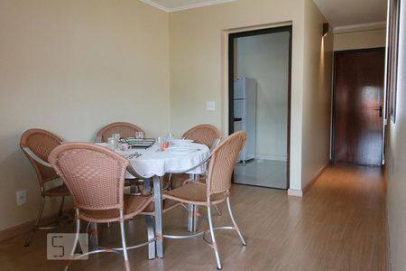 Apartamento para alugar com 100m², 3 quartos e 2 vagasSala