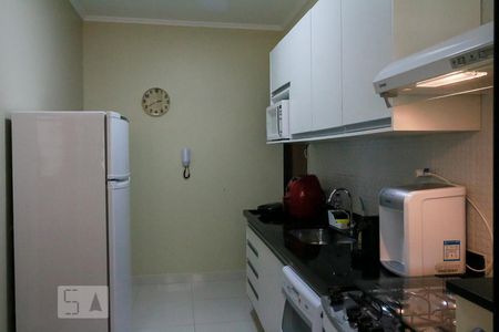 Apartamento para alugar com 100m², 3 quartos e 2 vagasCozinha