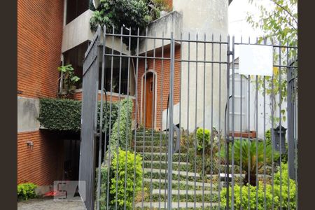 Área Externa de casa à venda com 3 quartos, 350m² em Aclimação, São Paulo