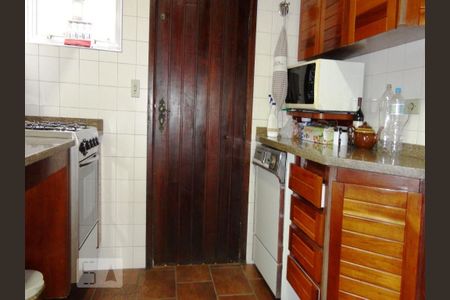 Cozinha de casa à venda com 3 quartos, 350m² em Aclimação, São Paulo