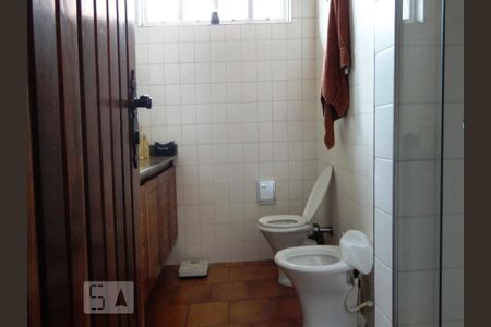 Casa à venda com 350m², 3 quartos e 10 vagasBanheiro