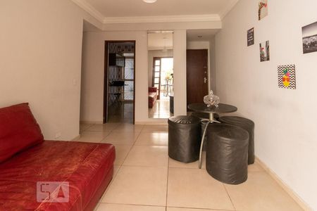 Sala de apartamento para alugar com 3 quartos, 130m² em Sagrada Família, Belo Horizonte