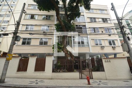Apartamento à venda com 101m², 3 quartos e 1 vagaFachada